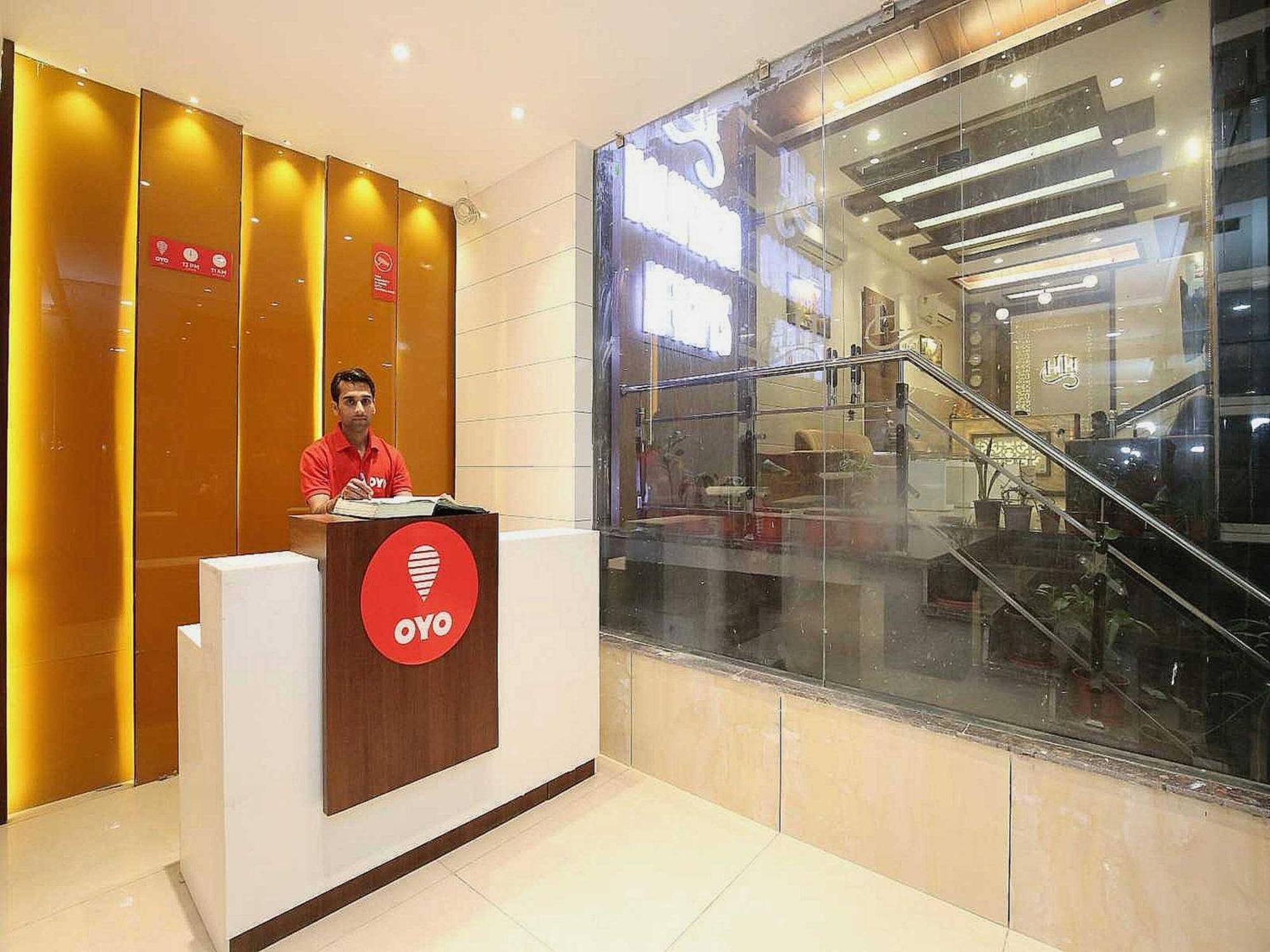 Hotel O Grand Star 4*